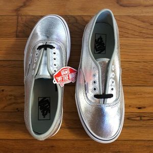 Vans - Metallic Authentic - women’s 8.5 men’s 7